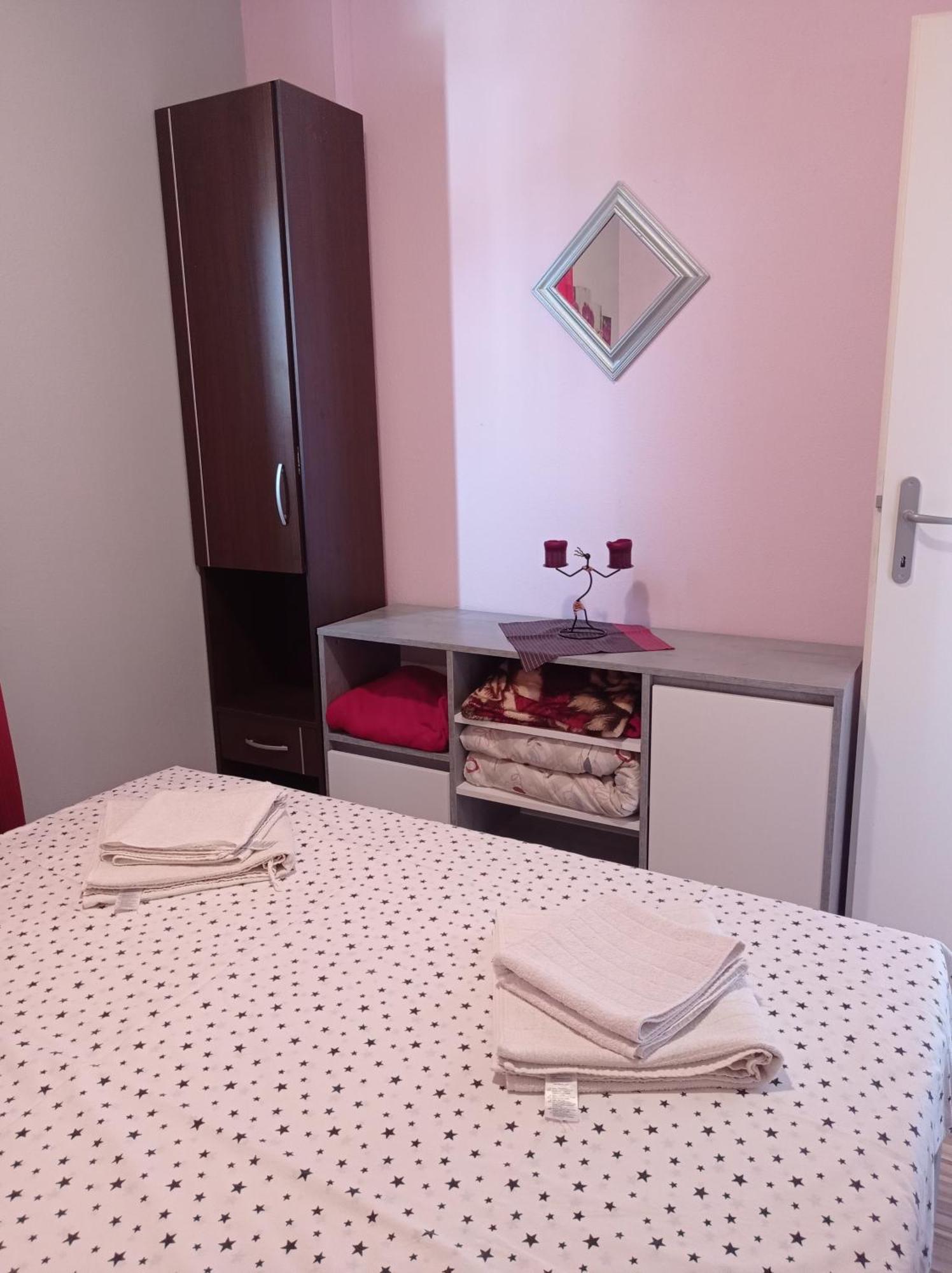 Panorama Apartment *